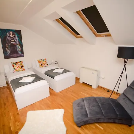 Mini Riverlux * Backa Palanka