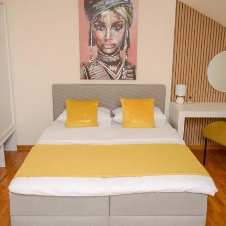 Mini Riverlux * Backa Palanka