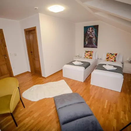 Apartman Mini Riverlux *