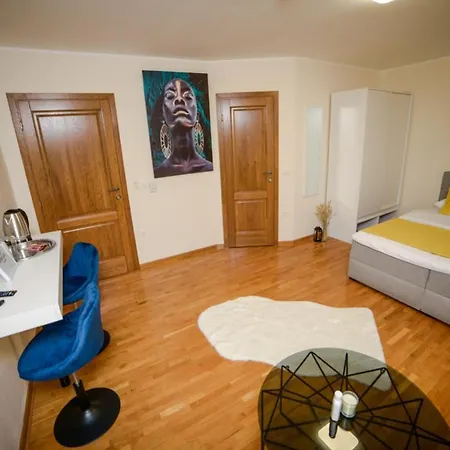 Apartman Mini Riverlux *